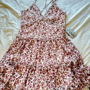 Mini dress, flowers, color white and purple, size s, New